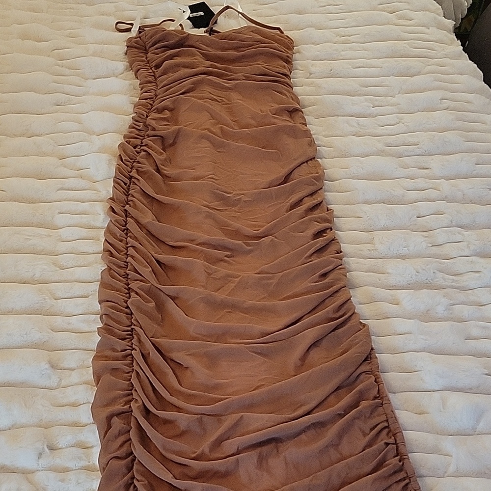 NBD Natasha Ruched Maxi Dress in Mocha Mauve Side Slit Spaghetti Straps Size XS